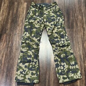 Mountain Hardware Snowboarding Pants with RECCO
